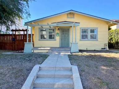 Main picture of 3658 Louisiana St