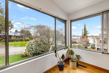 Main picture of 1006 N 36th St