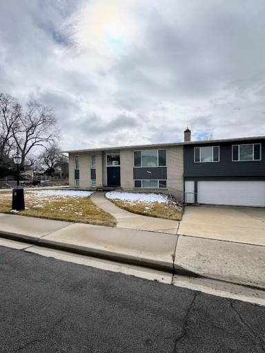 Main picture of 255 W 1700 S