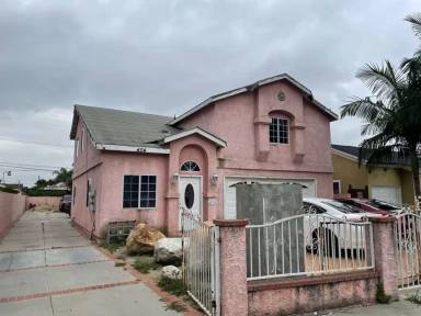 Main picture of 4044 Louise St