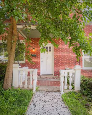 Main picture of 5967 Glen Falls Ave