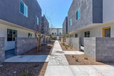 Main picture of Boulevard on 20th