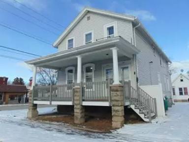 Main picture of 1031 Stuart St