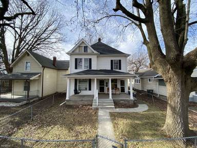 Main picture of 1546 Leonard St