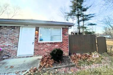 Main picture of 1402 N High School Rd