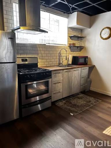 Main picture of 169 Florida Ave SW