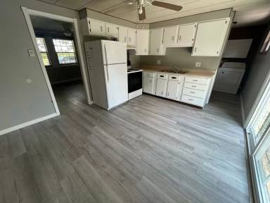 Main picture of 2708 S Walnut St