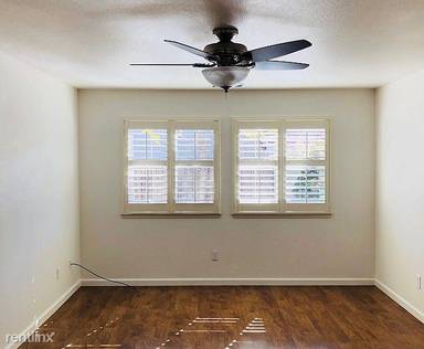 Main picture of 325 Columbia Cir