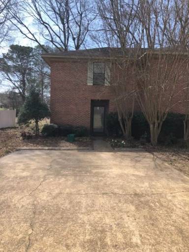 Main picture of 1801 Holmes St