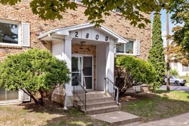 Main picture of 2800 Colfax Ave S
