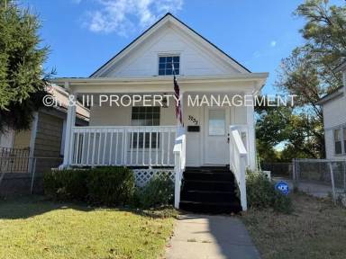 Main picture of 3233 Norton Ave