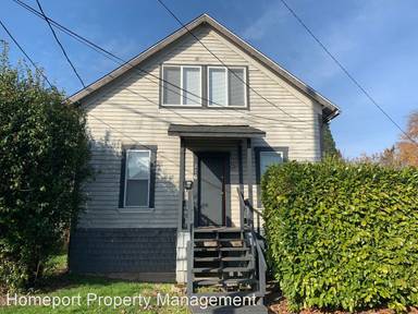 Main picture of 216 NW 17th St