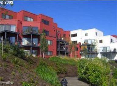Main picture of 1040 NW NAITO PARKWAY BLDG O