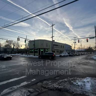 Main picture of 975 Cherry St SE