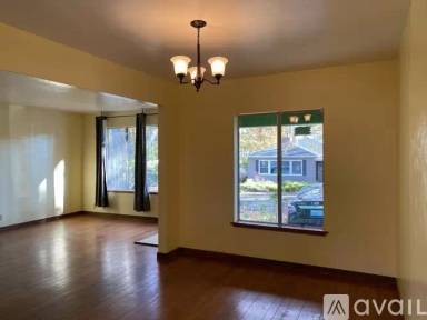 Main picture of 1320 Carl Ave