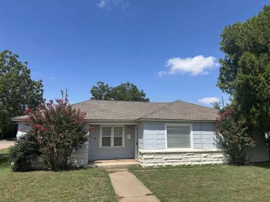Main picture of 4120 33rd St