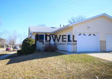 Main picture of 4528 15th Ave NW