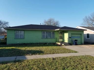 Main picture of 701 W 20th St