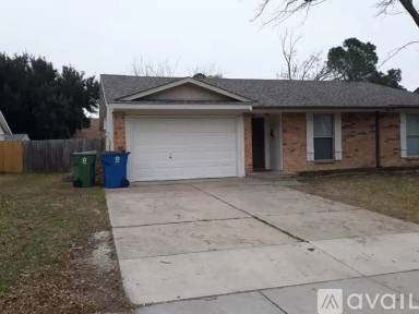 Main picture of 549 Village Dr