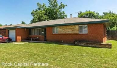 Main picture of 2416 Eagle Dr