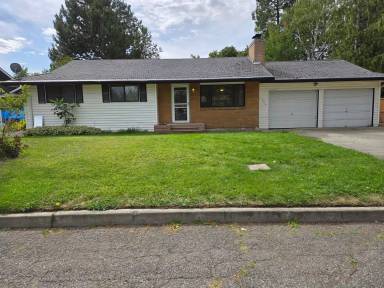 Main picture of 11226 E 33rd Ave