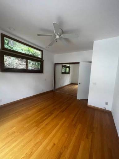 Main picture of Various Location