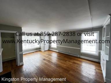 Main picture of 201 S Broadway St