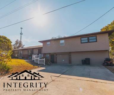 Main picture of 115 Bosa Dr