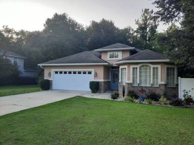 Main picture of 375 SW Rosemary Dr