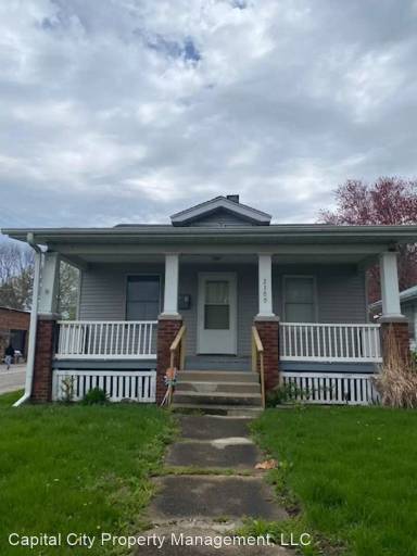 Main picture of 2300 S 9th St