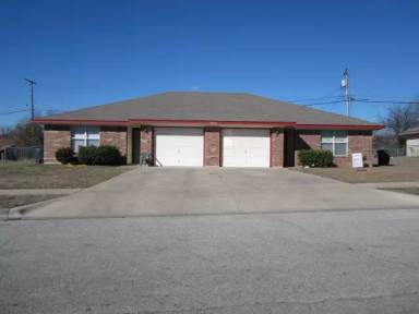 Main picture of 2205 Wright Way