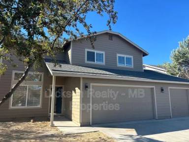 Main picture of 136 Desert Springs Ln