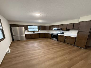 Main picture of 822 29th St N