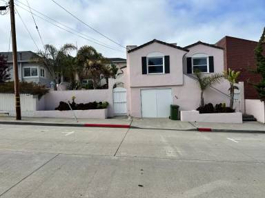Main picture of 360 Reeside Ave