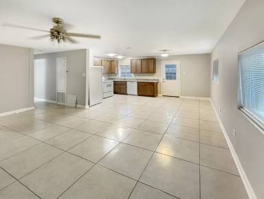 Main picture of 404 Ruth Dr