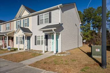 Main picture of 2000 Grandeur Ave