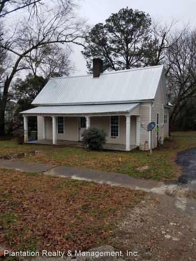Main picture of 123 Pine St