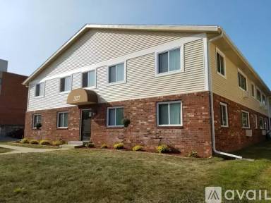 Main picture of 327 W Grand Ave