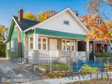 Main picture of 599 E 4th Ave