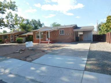 Main picture of 941 Walnut Ave