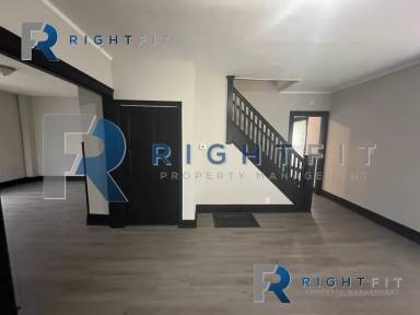Main picture of 110 Bluecrest Ave