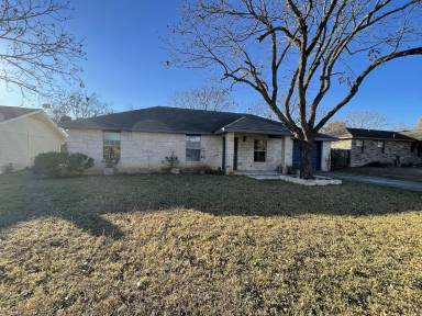 Main picture of 622 S Creek St