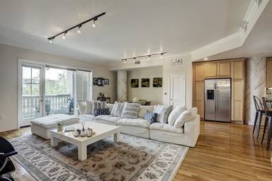 Main picture of 3030 Post Oak Blvd