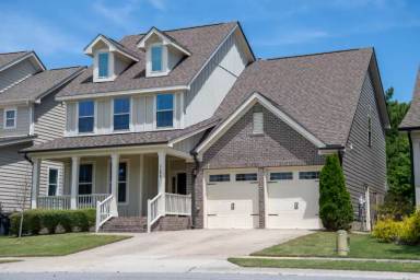 Main picture of 1600 Drift Falls Ln