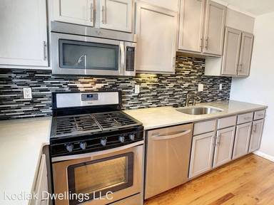 Main picture of 740 Hazel Ct