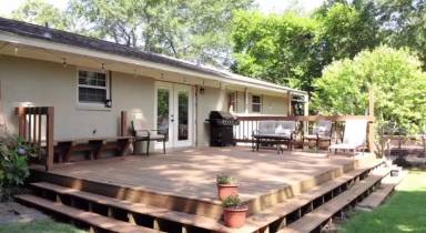 Main picture of 605 Floral St