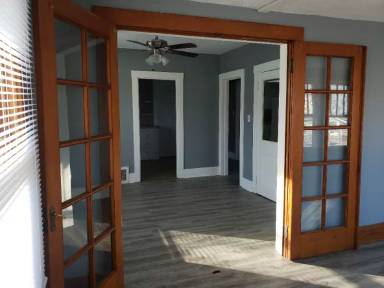 Main picture of 520 1/2 N Olive St