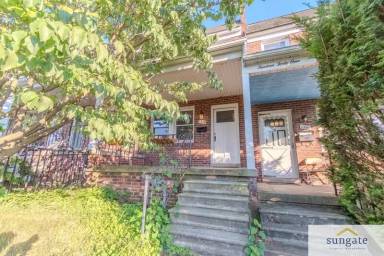 Main picture of 1339 W 37th St