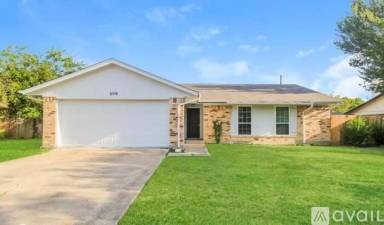 Main picture of 512 Oak Ridge Pl