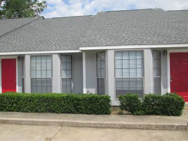 Main picture of 404 Kennon Ln